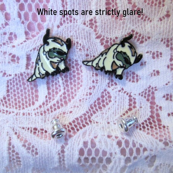 Appa Earrings Bison~Hypoallergenic - Picture 3 of 4